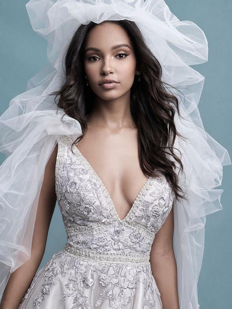 Lace Allure Wedding Dress 9760 