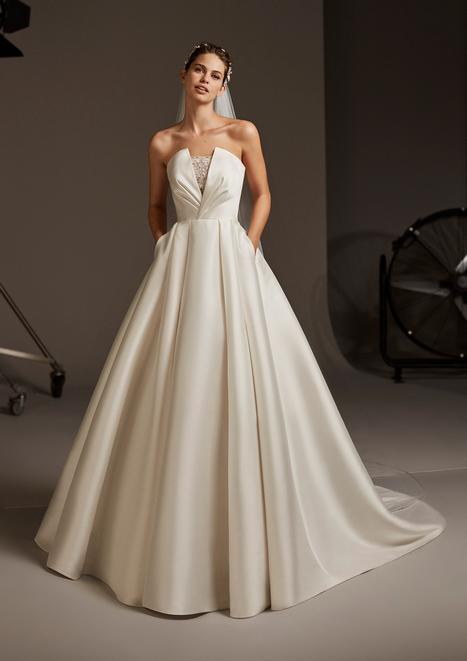 Pronovias Wedding Dresses in the US Canada The Dressfinder