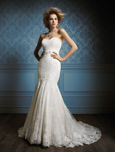 887 Wedding Dress by Alfred Angelo : Sapphire | The Dressfinder (Canada)