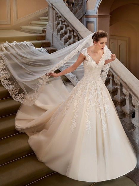 Meryl Wedding Dress by Maggie Sottero