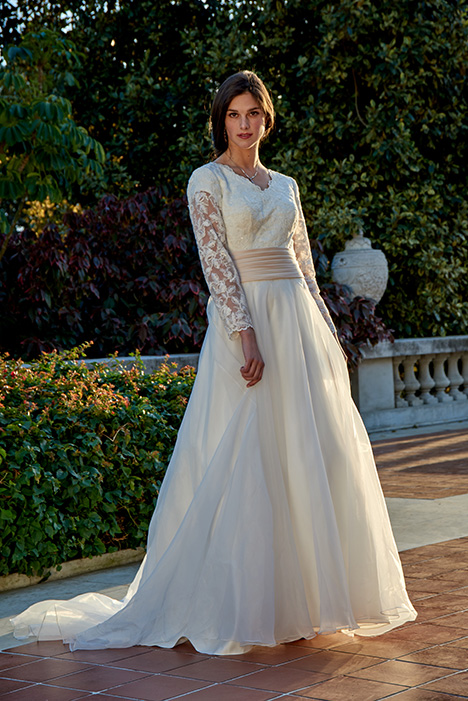 Style M601 Wedding Dress by Allure Modest