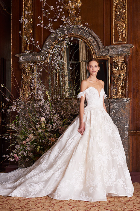 Monique Lhuillier Wedding Dresses in Canada | The Dressfinder