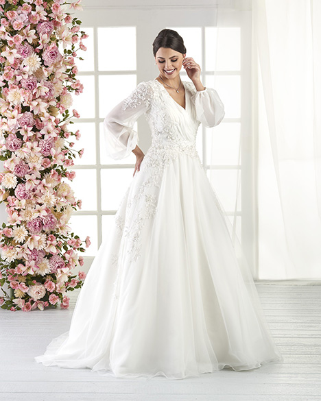 Bonnie Bridal Unforgettable 1715 Size 26 Retail $1222 Sale $822 – Run For  The Dress